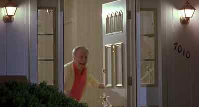 Help! Help me! Help me,
please! Please! - Serial Mom