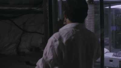 - Help! Help!
- Rachel. Rachel, calm down. - The OA