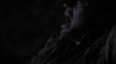 Help me, boet! Get this thing
off me, boet! Help me, boet! - Tremors 5: Bloodlines
