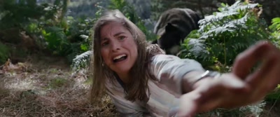 Help me!
- Come on! Come on! - Cocaine Bear