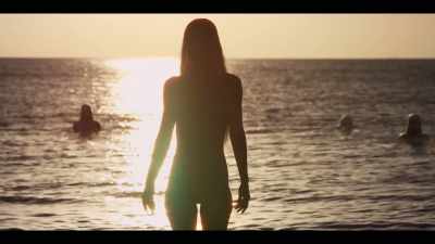 ♪ Help me to decide ♪ - Tidelands