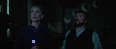 -Help me!
-[Florence gasps] - The House with a Clock in Its Walls