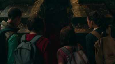 Help me!
Get in here! Now! - Dora and the Lost City of Gold