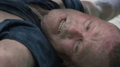 Help me now. - The Walking Dead