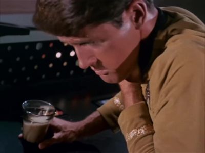 Help me, please. - Star Trek
