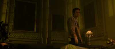 - Help me, please!
- [voice screaming] No! - Doctor Jekyll