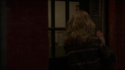 Help me. - Law & Order: Special Victims Unit