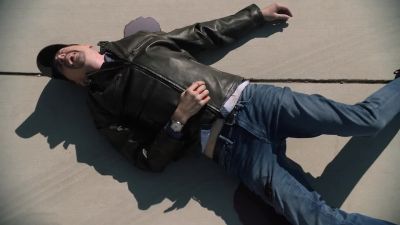 Help me. - NCIS