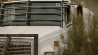 Help me. - Fear the Walking Dead