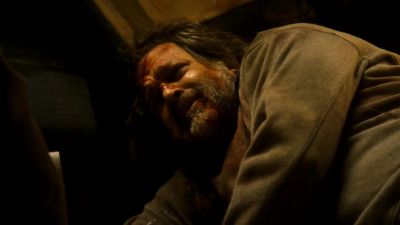 Help me. - Fear the Walking Dead