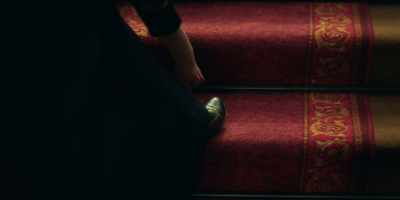 -Help her pack.
-REG: Don't you want - Picnic at Hanging Rock