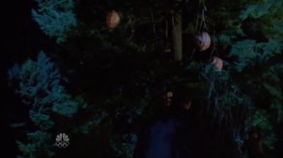 Help us!
Please help! - Grimm