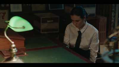 HENLEY: Robin, I need to check
the planner. - Crazy Fun Park