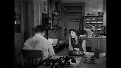 - Henri!
- Mathilde! - Detective Story