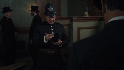       - Henry, at what time
     did this man collapse? - Murdoch Mysteries