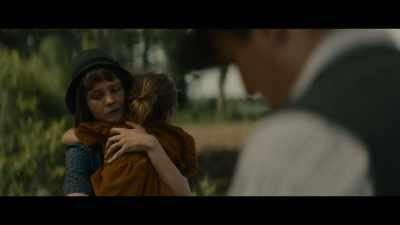 - HENRY: Come on.
- You know, just get... Come on! (GRUNTS) - Mudbound
