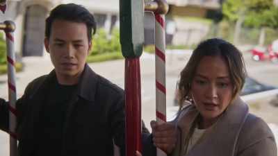 Henry, where did the bag go? - A Big Fat Family Christmas