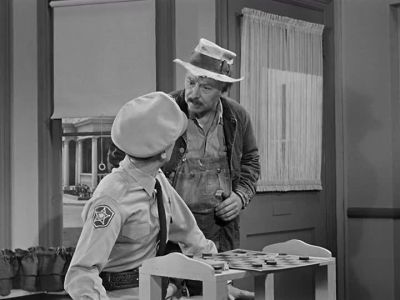 HENRY, DO YOU
HAVE TO STAND - The Andy Griffith Show