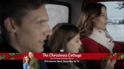 [Henry] Doc,
buttercup's in labor. - Christmas in Evergreen