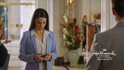 - Henry: He's not.
- (phone ringing) - Mix Up in the Mediterranean