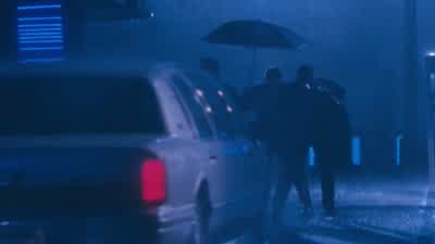 Henry! It's me, Sy! Stop it! Fuck! - The Bodyguard