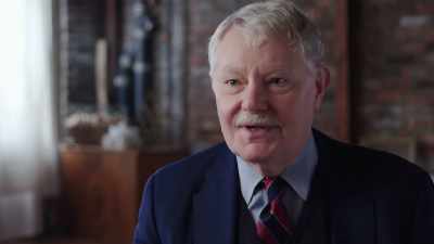 - [Henry] This is what I
think of George Seldon. - The Cars That Made America