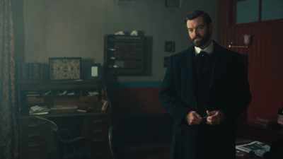 HENRY WAS ALWAYS LOSING HIS KEYS - Miss Scarlet and the Duke