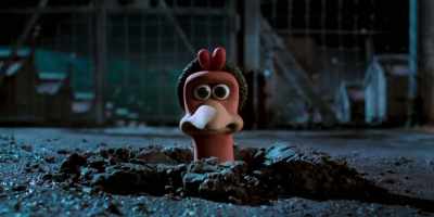 [hens scream] - Chicken Run: Dawn of the Nugget