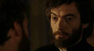 -Her bust is particularly articulate.
-Well, her father is... - Medici: Masters of Florence