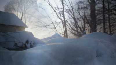 - Her friend Wally sees
this human shaped ice block - The UnBelievable with Dan Aykroyd