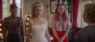Her hair, her makeup, she… - The Royal Treatment