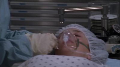 Her heart rate's dropping. - One Tree Hill