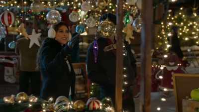 Her and her sister
retired there, - Holiday Crashers