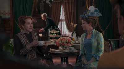 Her husband has something - The Gilded Age