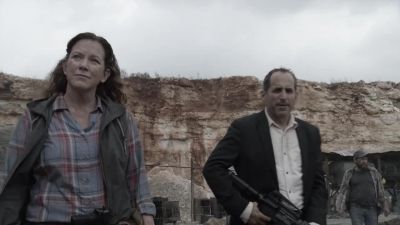 Her I recognize
from the movie. - Fear the Walking Dead