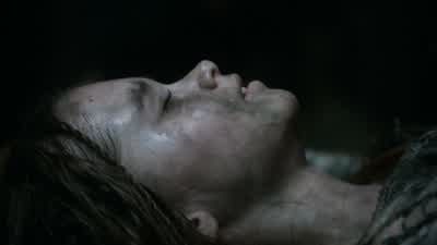 Her name is tris. - The 100