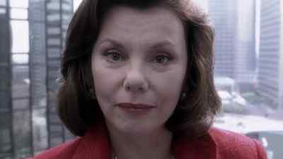 - Her name?
- Lynn. Her name is Lynn. - Nick of Time