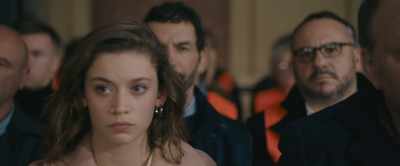 Her small body
that was injured, tortured, - La Syndicaliste