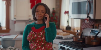 Her son Solomon is single, and
he's coming here for Christmas. - Christmas with a Kiss