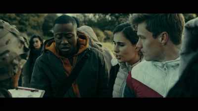 Herbert Wells. And you two?
Uh, Hannah Jones. - War of the Worlds: The Attack