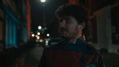 - Here we are.
- Right, Ade. Your time to shine. - Extraordinary
