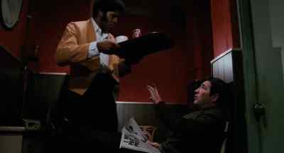 Here you are, sir.
Two coffees, a coke and a straw. - Shaft