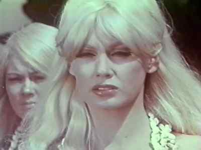 Here we are, skipper. - Voyage to the Planet of Prehistoric Women