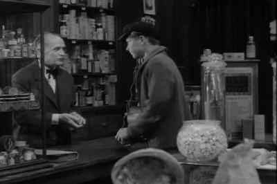 - Here you are.
- Thanks, Mr. Schiller. - I Remember Mama