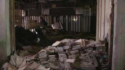 Here, we can see
a big pile of books. - Mysteries of the Abandoned