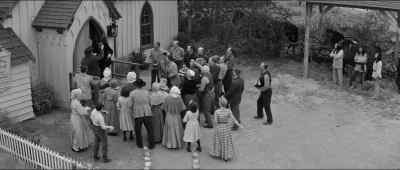 Here they come. Here they come. - Forty Guns