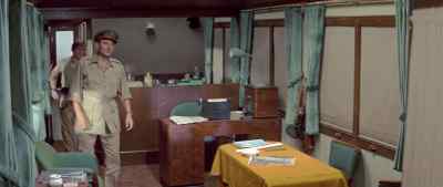 - Here they come!
- My God, they've done it! - Von Ryan's Express