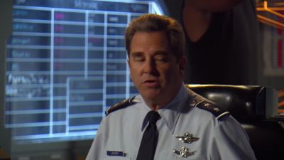 Here they come. - Stargate SG-1