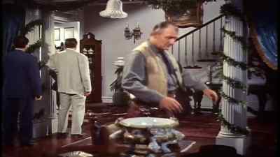 Here comes McCarthy. - Silver Lode