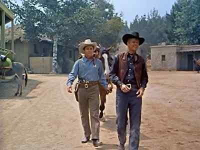 Here comes our man, he's bringing in
Whitey Kincade. - Ride Clear of Diablo